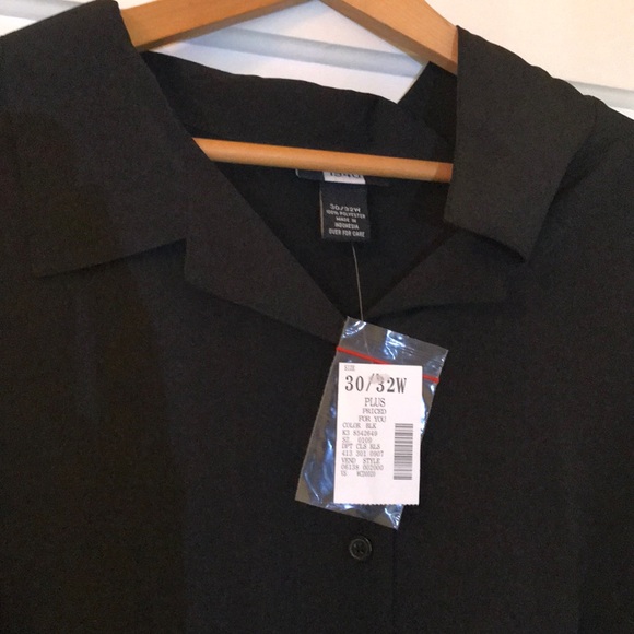 A black button down blouse. - Picture 4 of 6